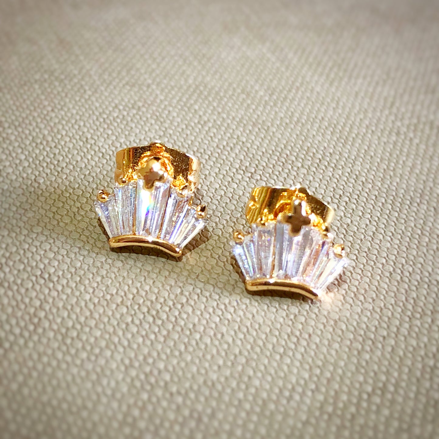 Catriona Crown Earring