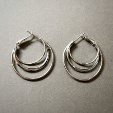 Load image into Gallery viewer, Triple Ring Hoops in Whitegold Tone
