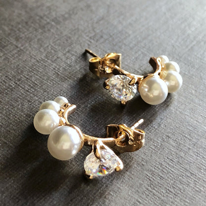 The Modern Pearl Earrings