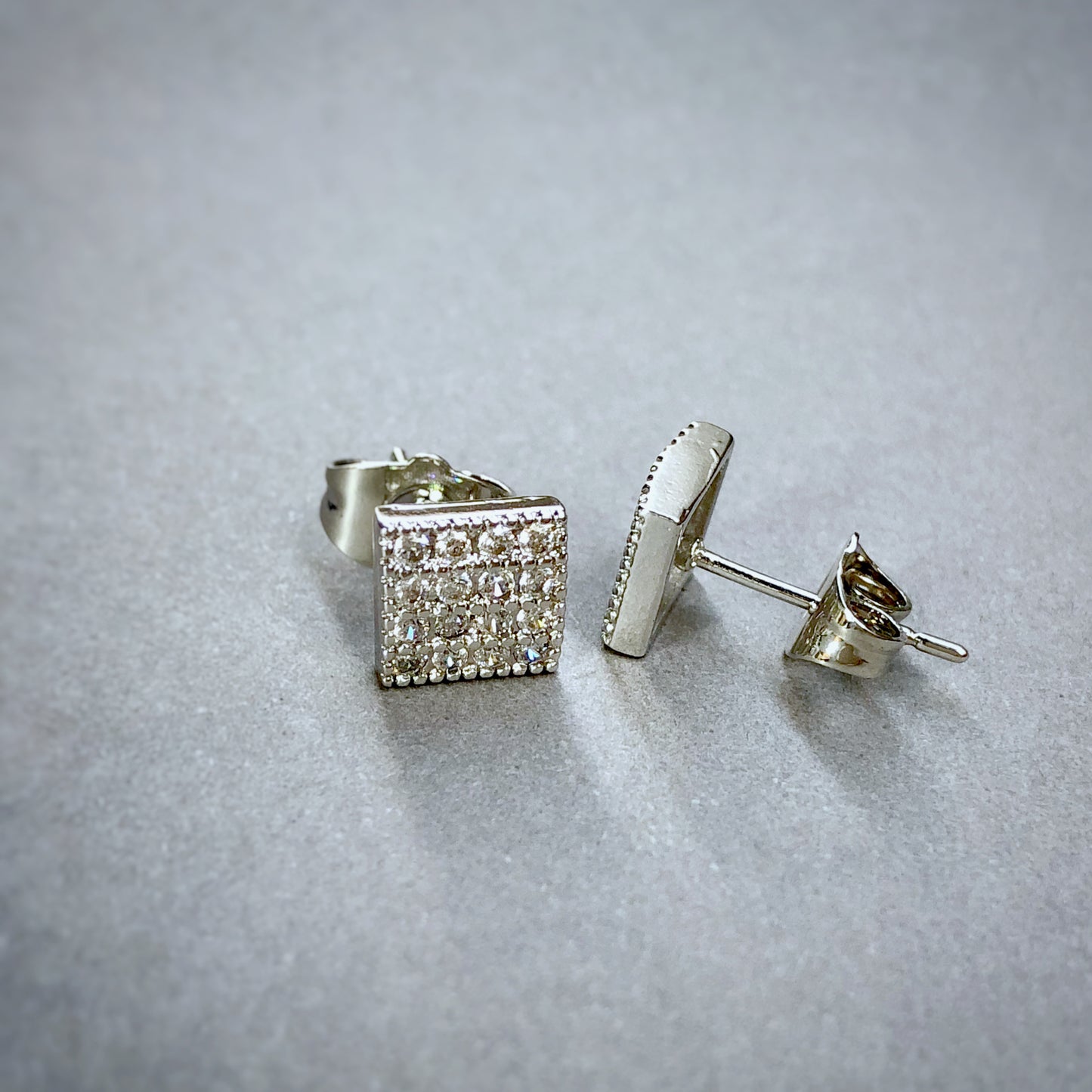 The Simple Square Stud