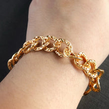 Load image into Gallery viewer, Havana Feel Curling Chain Bracelet
