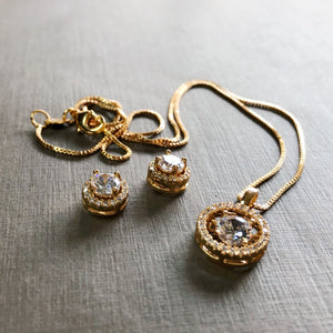 Charming Classic Round Cut With Halo Set