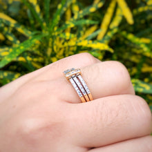 Load image into Gallery viewer, Studs in Layers Jewelry Set
