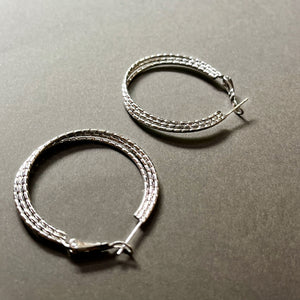 Tootsie Roll Hoops in Whitegold Tone