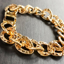 Load image into Gallery viewer, Havana Feel Curling Chain Bracelet
