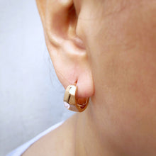Load image into Gallery viewer, Matte &amp; Glossy Hoop Earrings
