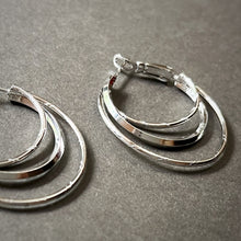 Load image into Gallery viewer, Triple Ring Hoops in Whitegold Tone
